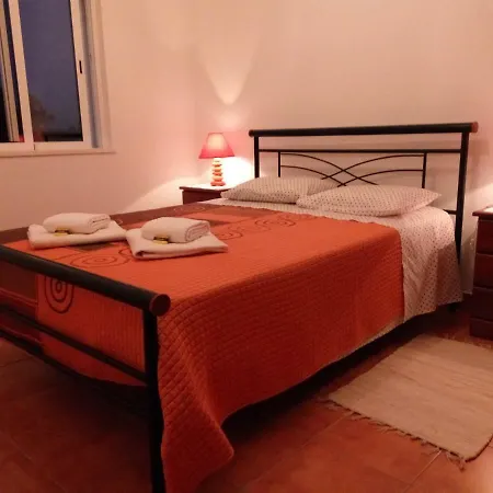 Casinha Dos Avos Holiday home